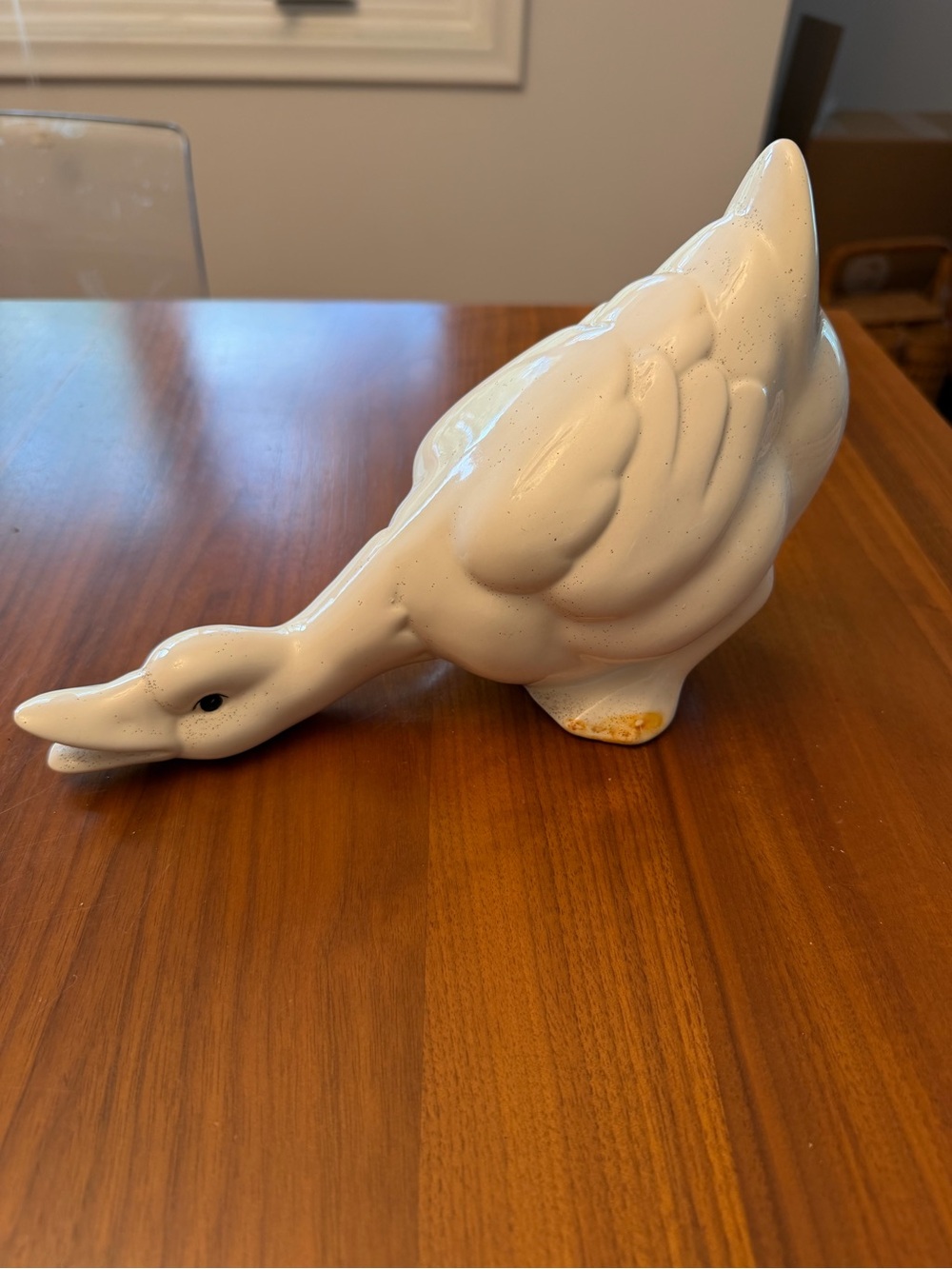 Vintage White Ceramic Duck Figurine - Gloss Glazed Accent